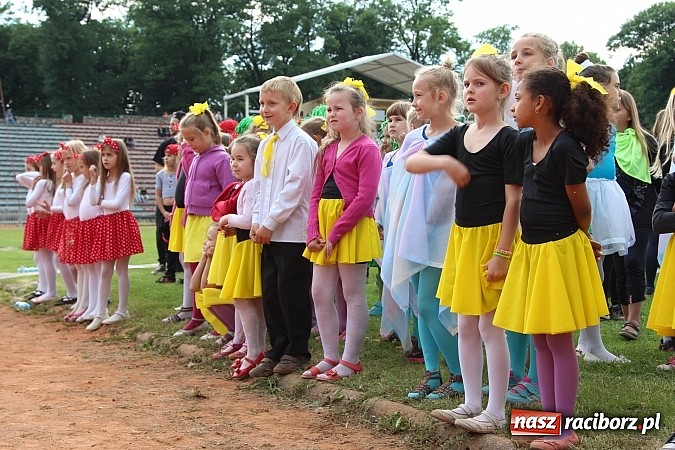 Zdjęcie w galerii na portalu naszraciborz.pl: Prezentacje grup z RCK drugiego dnia Dni Raciborza  wiadomości z regionu