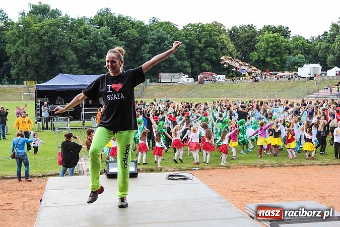 Zdjęcie w galerii na portalu naszraciborz.pl: Prezentacje grup z RCK drugiego dnia Dni Raciborza  wiadomości z regionu
