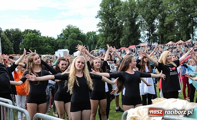 Zdjęcie w galerii na portalu naszraciborz.pl: Prezentacje grup z RCK drugiego dnia Dni Raciborza  wiadomości z regionu