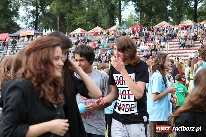 Zdjęcie w galerii na portalu naszraciborz.pl: Prezentacje grup z RCK drugiego dnia Dni Raciborza  wiadomości z regionu