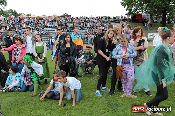 Zdjęcie w galerii na portalu naszraciborz.pl: Prezentacje grup z RCK drugiego dnia Dni Raciborza  wiadomości z regionu