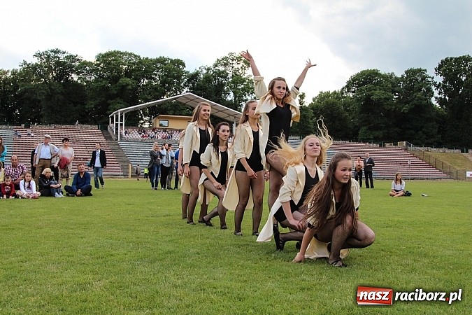 Zdjęcie w galerii na portalu naszraciborz.pl: Prezentacje grup z RCK drugiego dnia Dni Raciborza  wiadomości z regionu