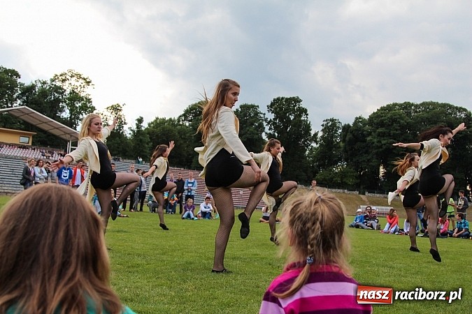 Zdjęcie w galerii na portalu naszraciborz.pl: Prezentacje grup z RCK drugiego dnia Dni Raciborza  wiadomości z regionu