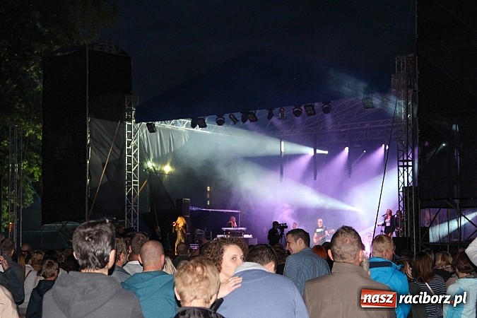 Zdjęcie w galerii na portalu naszraciborz.pl: Spóźniony, ale zawsze zachwycający Bajm wiadomości z regionu