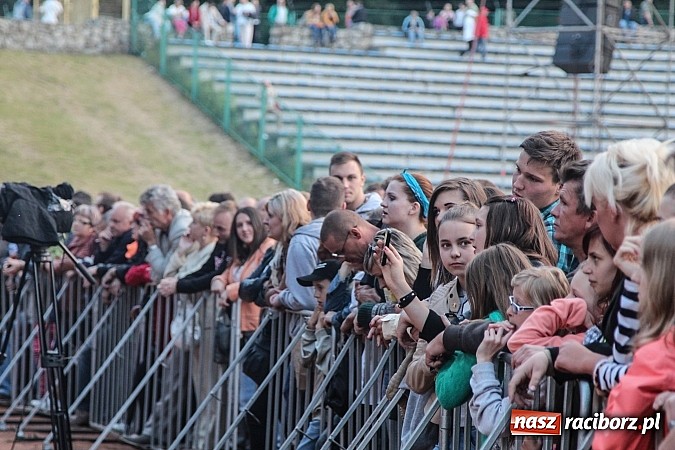 Zdjęcie w galerii na portalu naszraciborz.pl: Spóźniony, ale zawsze zachwycający Bajm wiadomości z regionu