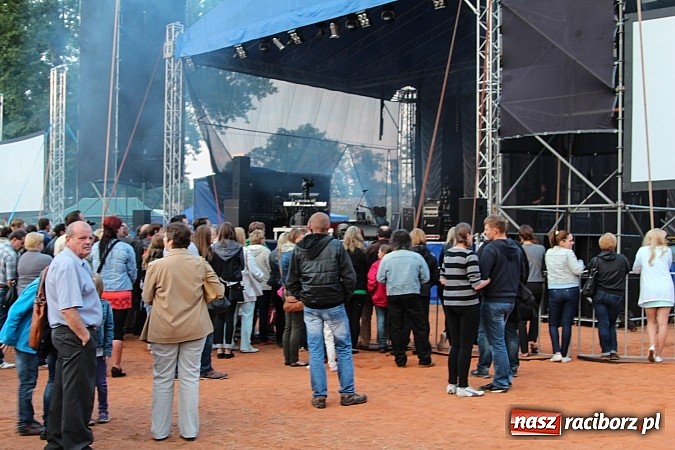 Zdjęcie w galerii na portalu naszraciborz.pl: Spóźniony, ale zawsze zachwycający Bajm wiadomości z regionu