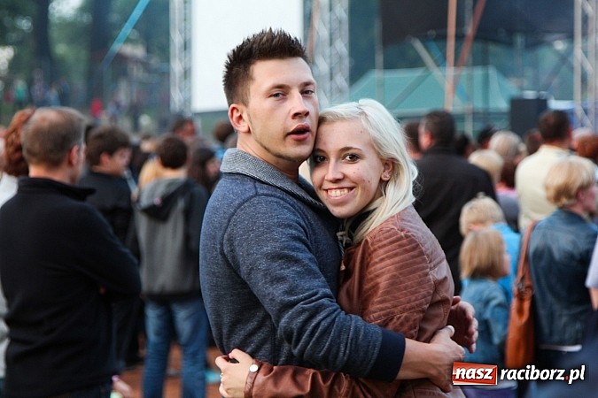 Zdjęcie w galerii na portalu naszraciborz.pl: Spóźniony, ale zawsze zachwycający Bajm wiadomości z regionu