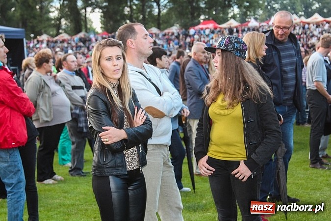 Zdjęcie w galerii na portalu naszraciborz.pl: Spóźniony, ale zawsze zachwycający Bajm wiadomości z regionu