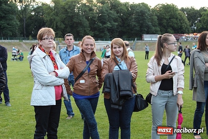 Zdjęcie w galerii na portalu naszraciborz.pl: Spóźniony, ale zawsze zachwycający Bajm wiadomości z regionu