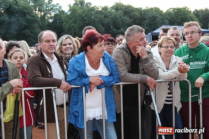 Zdjęcie w galerii na portalu naszraciborz.pl: Spóźniony, ale zawsze zachwycający Bajm wiadomości z regionu