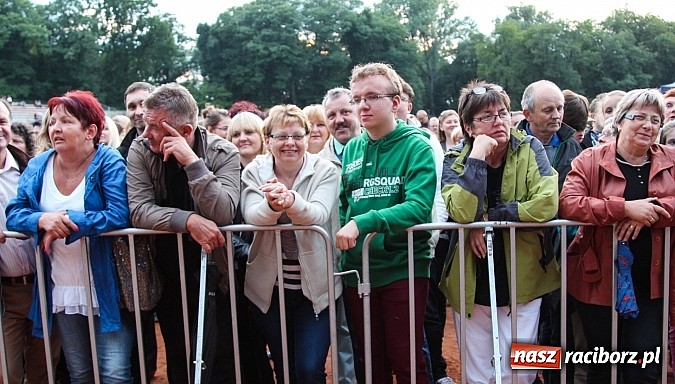 Zdjęcie w galerii na portalu naszraciborz.pl: Spóźniony, ale zawsze zachwycający Bajm wiadomości z regionu