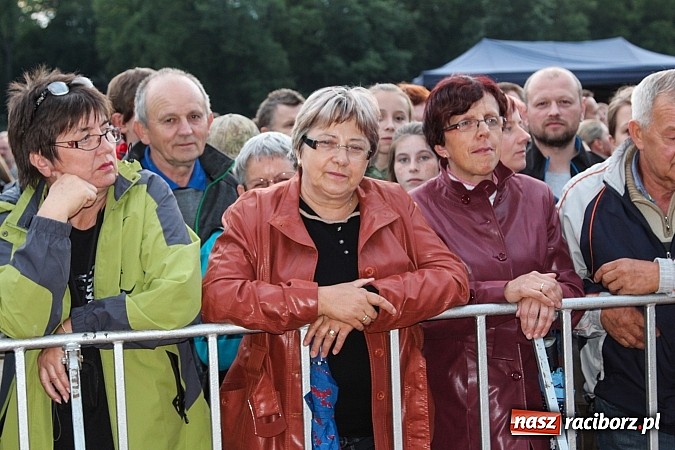 Zdjęcie w galerii na portalu naszraciborz.pl: Spóźniony, ale zawsze zachwycający Bajm wiadomości z regionu