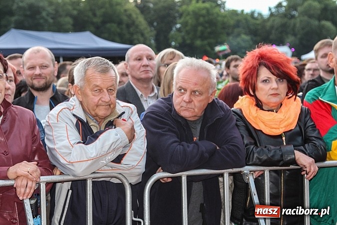 Zdjęcie w galerii na portalu naszraciborz.pl: Spóźniony, ale zawsze zachwycający Bajm wiadomości z regionu