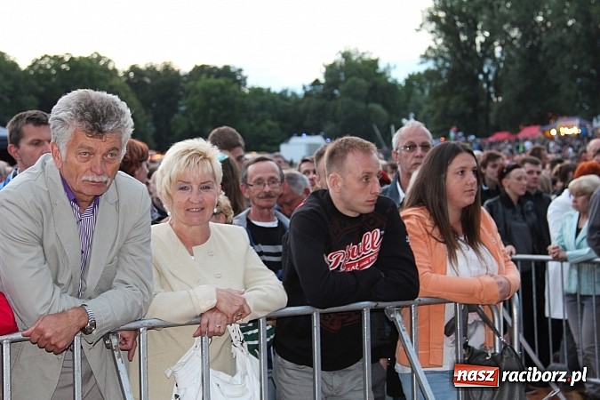 Zdjęcie w galerii na portalu naszraciborz.pl: Spóźniony, ale zawsze zachwycający Bajm wiadomości z regionu