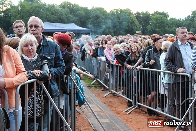 Zdjęcie w galerii na portalu naszraciborz.pl: Spóźniony, ale zawsze zachwycający Bajm wiadomości z regionu