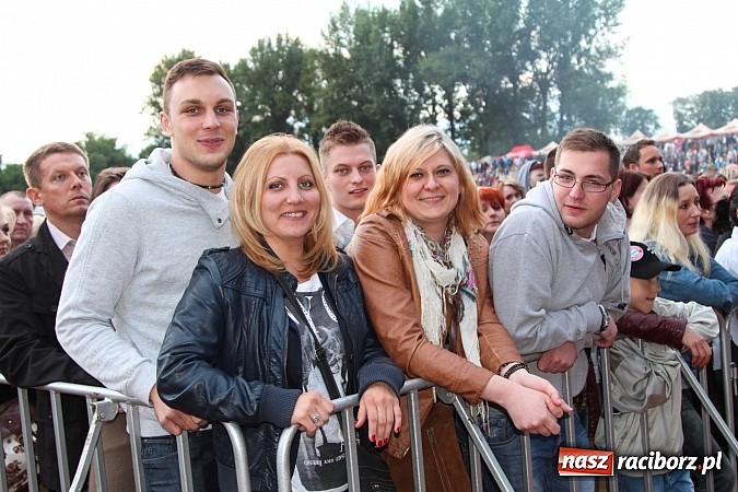 Zdjęcie w galerii na portalu naszraciborz.pl: Spóźniony, ale zawsze zachwycający Bajm wiadomości z regionu