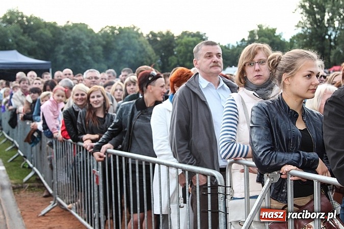 Zdjęcie w galerii na portalu naszraciborz.pl: Spóźniony, ale zawsze zachwycający Bajm wiadomości z regionu