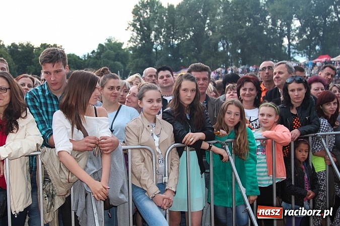 Zdjęcie w galerii na portalu naszraciborz.pl: Spóźniony, ale zawsze zachwycający Bajm wiadomości z regionu