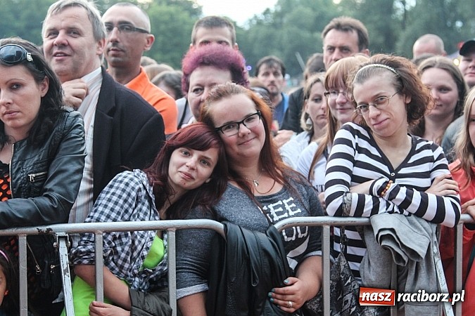 Zdjęcie w galerii na portalu naszraciborz.pl: Spóźniony, ale zawsze zachwycający Bajm wiadomości z regionu