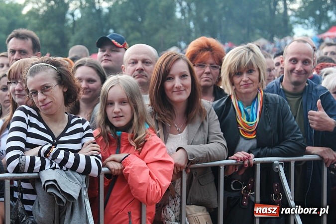 Zdjęcie w galerii na portalu naszraciborz.pl: Spóźniony, ale zawsze zachwycający Bajm wiadomości z regionu