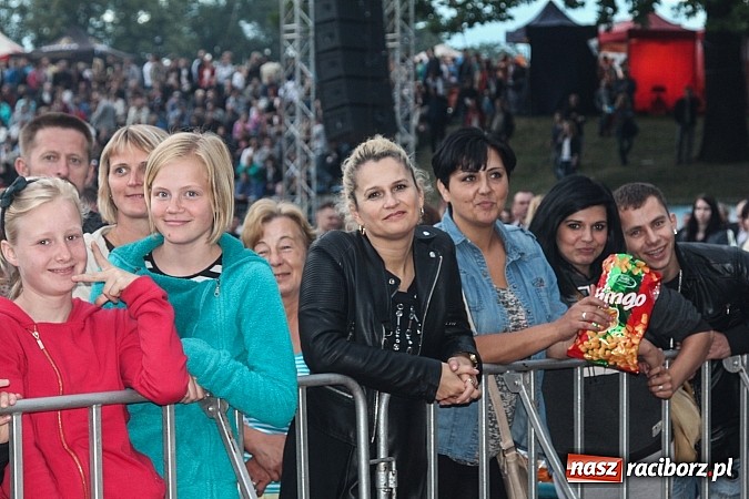 Zdjęcie w galerii na portalu naszraciborz.pl: Spóźniony, ale zawsze zachwycający Bajm wiadomości z regionu