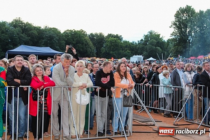 Zdjęcie w galerii na portalu naszraciborz.pl: Spóźniony, ale zawsze zachwycający Bajm wiadomości z regionu