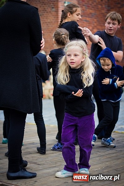 Zdjęcie w galerii na portalu naszraciborz.pl: Teatry uliczne na Dni Raciborza  wiadomości z regionu