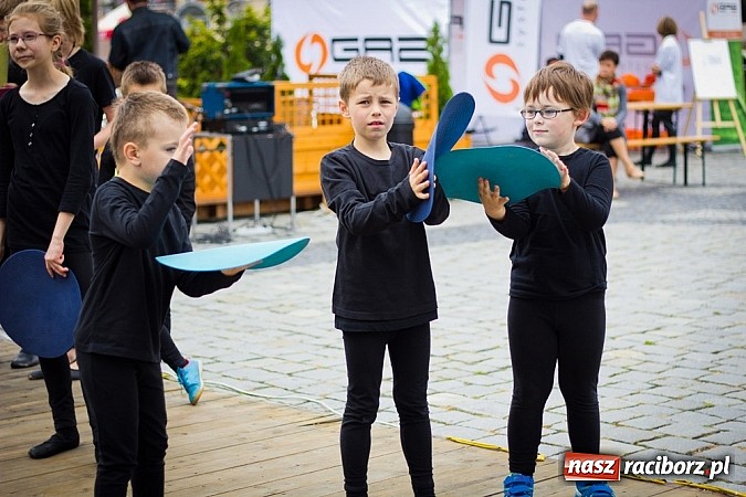 Zdjęcie w galerii na portalu naszraciborz.pl: Teatry uliczne na Dni Raciborza  wiadomości z regionu