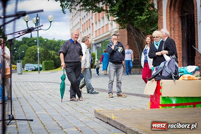 Zdjęcie w galerii na portalu naszraciborz.pl: Teatry uliczne na Dni Raciborza  wiadomości z regionu