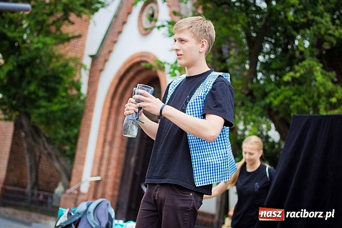 Zdjęcie w galerii na portalu naszraciborz.pl: Teatry uliczne na Dni Raciborza  wiadomości z regionu