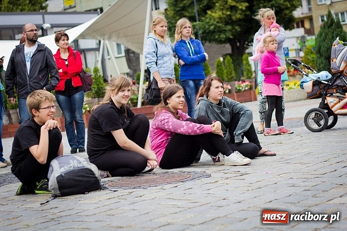 Zdjęcie w galerii na portalu naszraciborz.pl: Teatry uliczne na Dni Raciborza  wiadomości z regionu