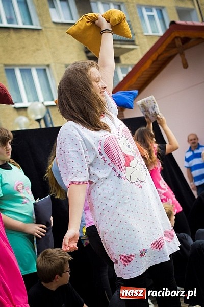 Zdjęcie w galerii na portalu naszraciborz.pl: Teatry uliczne na Dni Raciborza  wiadomości z regionu