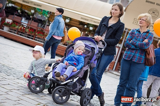 Zdjęcie w galerii na portalu naszraciborz.pl: Teatry uliczne na Dni Raciborza  wiadomości z regionu