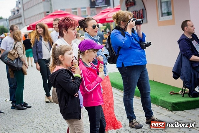 Zdjęcie w galerii na portalu naszraciborz.pl: Teatry uliczne na Dni Raciborza  wiadomości z regionu