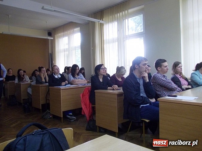 Zdjęcie w galerii na portalu naszraciborz.pl: Filologia słowiańska realizuje czesko-polski projekt wiadomości z regionu