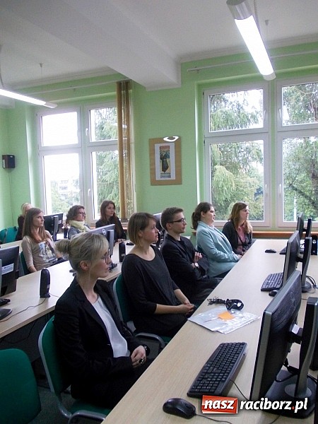 Zdjęcie w galerii na portalu naszraciborz.pl: Filologia słowiańska realizuje czesko-polski projekt wiadomości z regionu