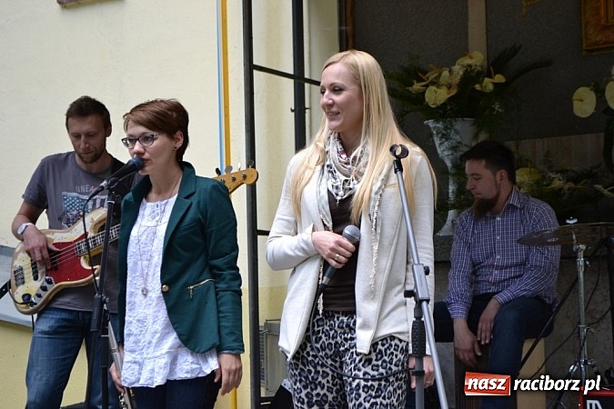 Zdjęcie w galerii na portalu naszraciborz.pl: Spotkanie z Afryką w Sanktuarium Matki Bożej wiadomości z regionu