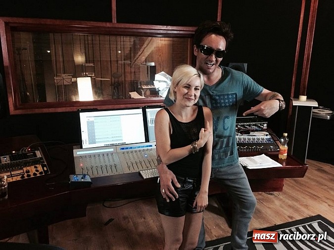 Zdjęcie w galerii na portalu naszraciborz.pl: Hania Hołek pokazała obłędny dekolt! wiadomości z regionu