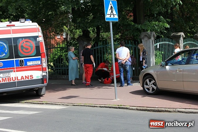 Zdjęcie w galerii na portalu naszraciborz.pl: Nastolatka potrącona na przejściu dla pieszych wiadomości z regionu
