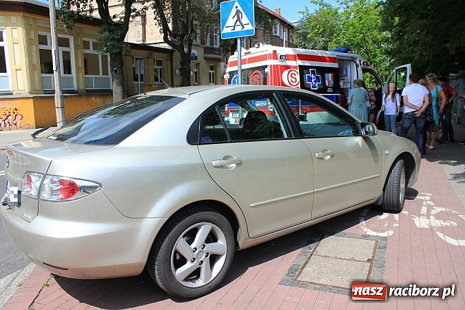 Zdjęcie w galerii na portalu naszraciborz.pl: Nastolatka potrącona na przejściu dla pieszych wiadomości z regionu
