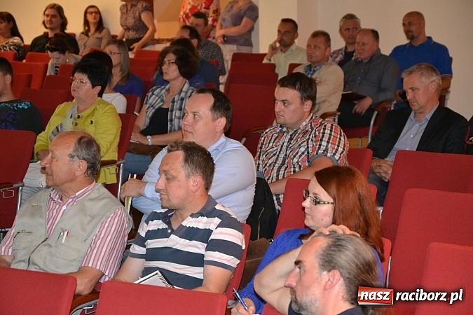 Zdjęcie w galerii na portalu naszraciborz.pl: Na zamku o pozyskiwaniu środków unijnych w latach 2014-2020 wiadomości z regionu