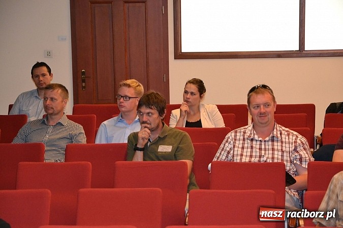 Zdjęcie w galerii na portalu naszraciborz.pl: Na zamku o pozyskiwaniu środków unijnych w latach 2014-2020 wiadomości z regionu