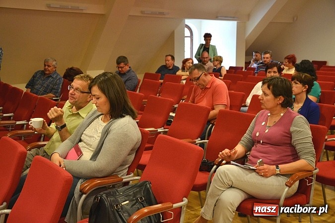 Zdjęcie w galerii na portalu naszraciborz.pl: Na zamku o pozyskiwaniu środków unijnych w latach 2014-2020 wiadomości z regionu