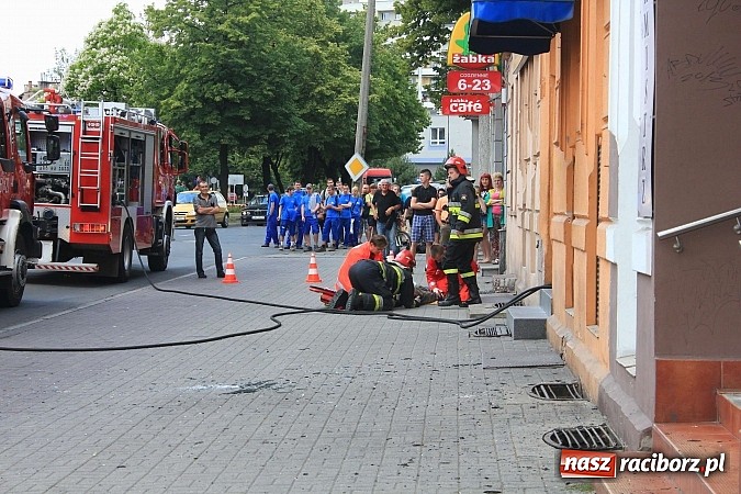 Zdjęcie w galerii na portalu naszraciborz.pl: 20 tys. zł strat po pożarze mieszkania na Opawskiej wiadomości z regionu
