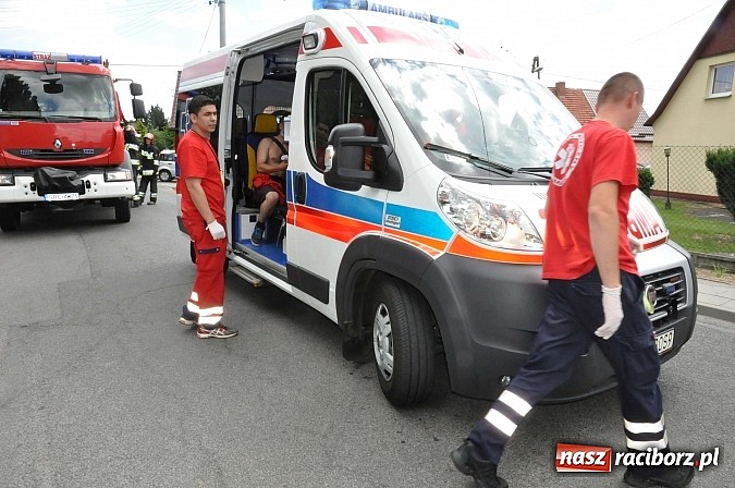 Zdjęcie w galerii na portalu naszraciborz.pl: Jeep i dostawcze renault zderzyły się na Ocickiej wiadomości z regionu
