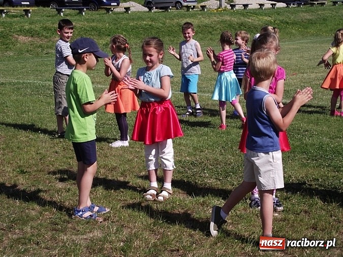 Zdjęcie w galerii na portalu naszraciborz.pl: Przedszkole nr 16: Piknik rodzinny na sportowo wiadomości z regionu