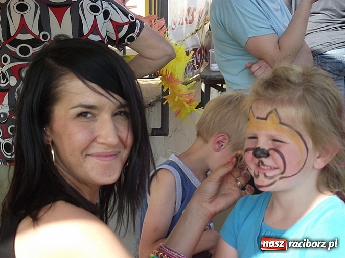 Zdjęcie w galerii na portalu naszraciborz.pl: Przedszkole nr 16: Piknik rodzinny na sportowo wiadomości z regionu