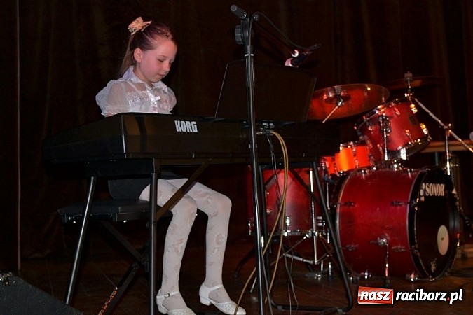 Zdjęcie w galerii na portalu naszraciborz.pl: W Kuźni podsumowano Rok Kulturalny 2013/2014 wiadomości z regionu