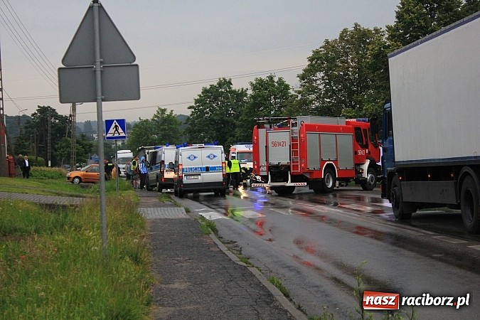 Zdjęcie w galerii na portalu naszraciborz.pl: Wypadek w Rzuchowie! Ranny motocyklista wiadomości z regionu