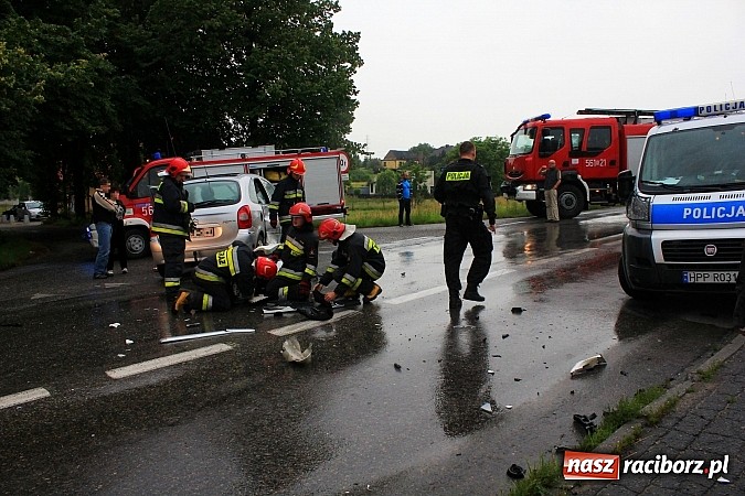 Zdjęcie w galerii na portalu naszraciborz.pl: Wypadek w Rzuchowie! Ranny motocyklista wiadomości z regionu